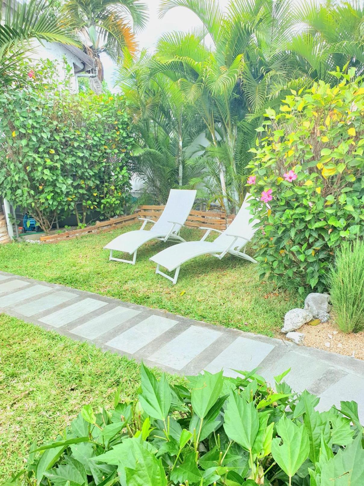 Casa Frangipani Mauritius Apartment Trou d'Eau Douce Luaran gambar
